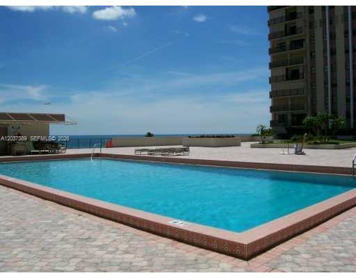 Building Photo - 1201 S Ocean Dr