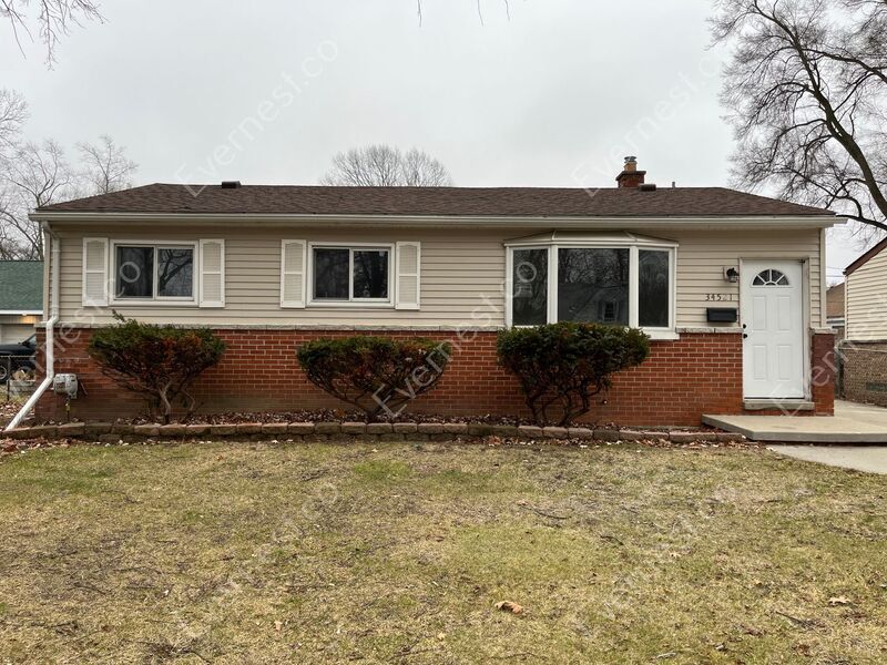 Primary Photo - 34521 Harroun St