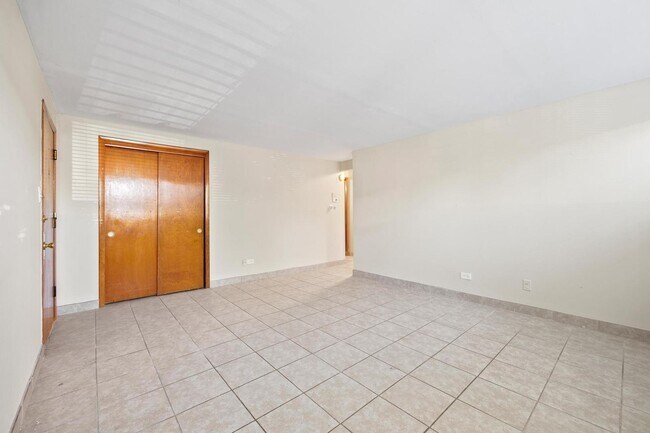 Foto del edificio - 8440 W 95th St
