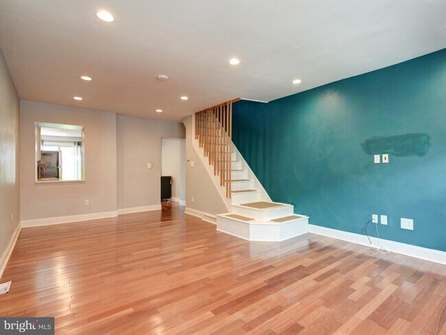 Foto del edificio - 3258 Livingston St