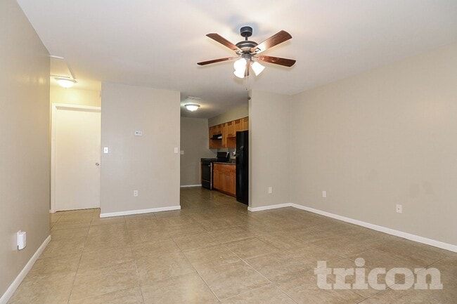 Building Photo - 5843 59th Way N