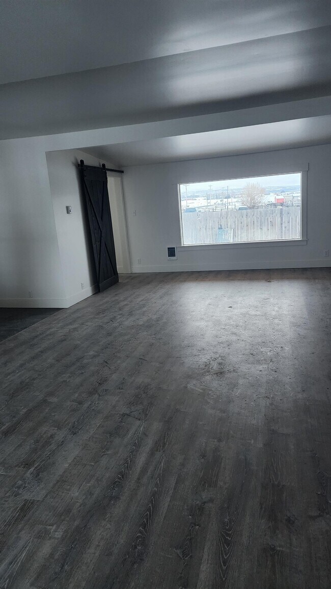 Foto del edificio - 6200 Smithson Rd