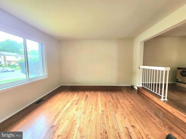 Foto del edificio - 8969 Centerway Rd