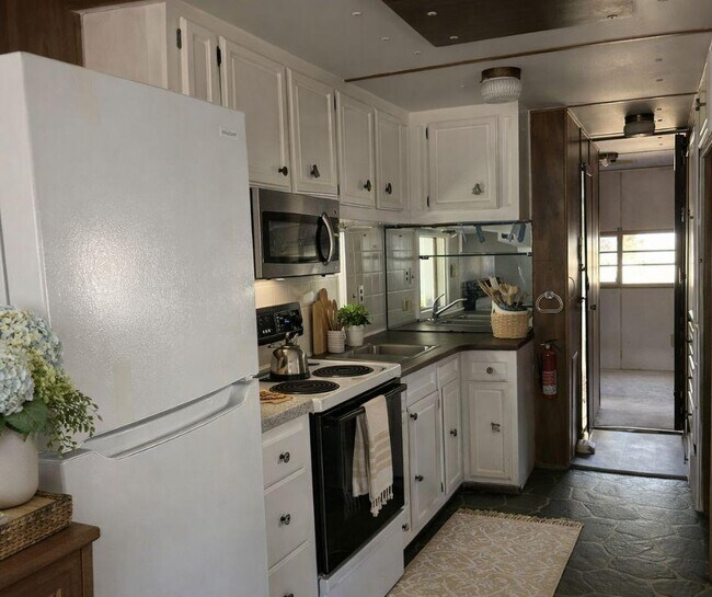 Foto del edificio - 38706 Daughtery Rd