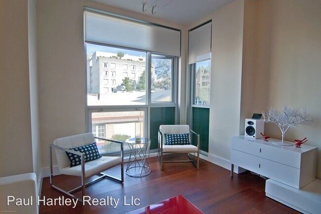 Building Photo - 1 br, 1 bath Apartment - 3536 Lebon Drive