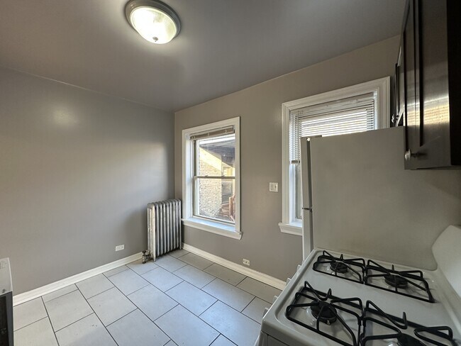 Foto del edificio - 4027 W Melrose St