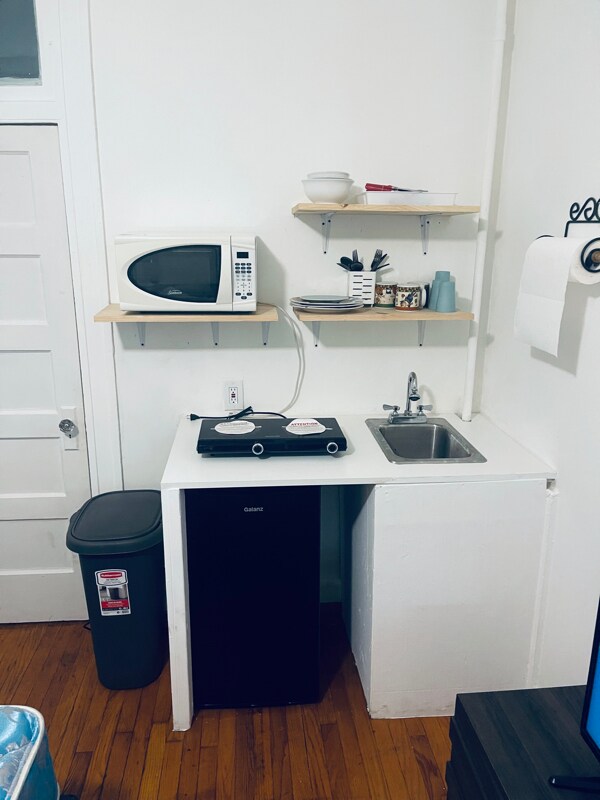 Building Photo - 3712 Parkside Dr