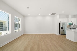 Building Photo - 1402 Cedar Post Ln