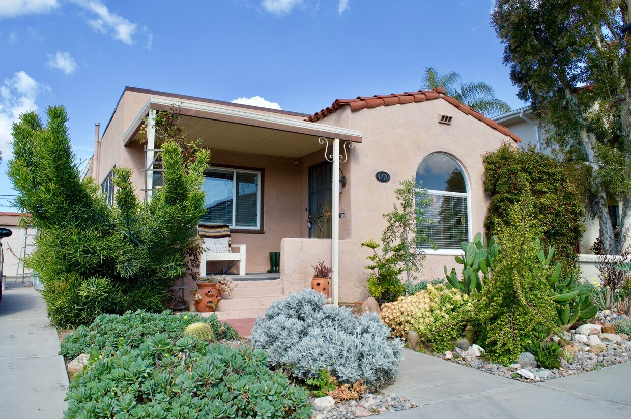 33 Apartments for Rent in Adams North, CA Westside Rentals