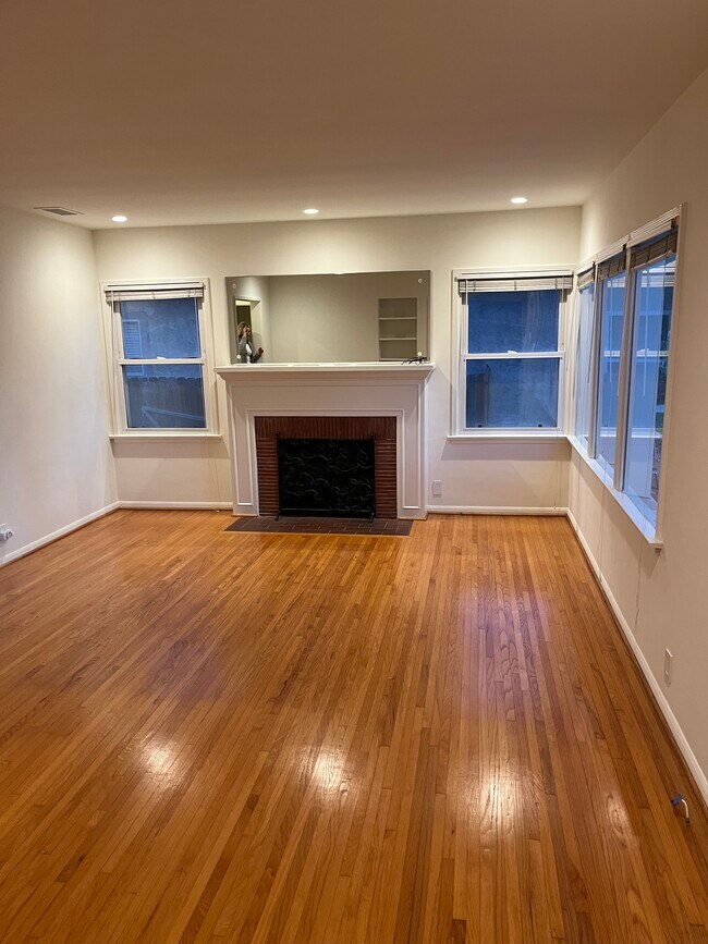 Foto del edificio - 2267 24th St