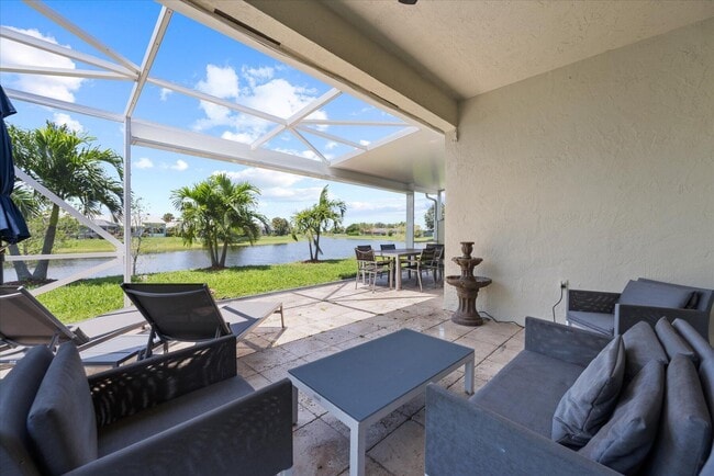 Building Photo - 2573 Country Golf Dr