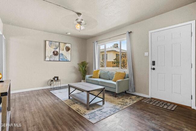 Building Photo - 4030 Idalia Ave