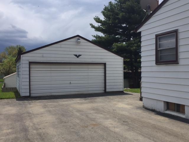 Building Photo - 1841 Mathews Rd