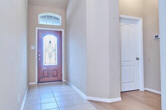 Building Photo - 26418 Green Heron Dr