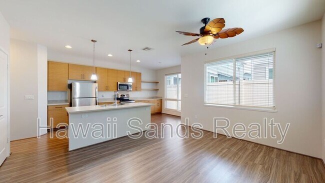 Building Photo - 91-1841-1841 Keaunui Dr