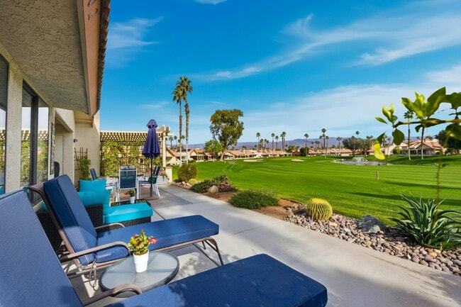 Building Photo - 42402 Sand Dune Dr
