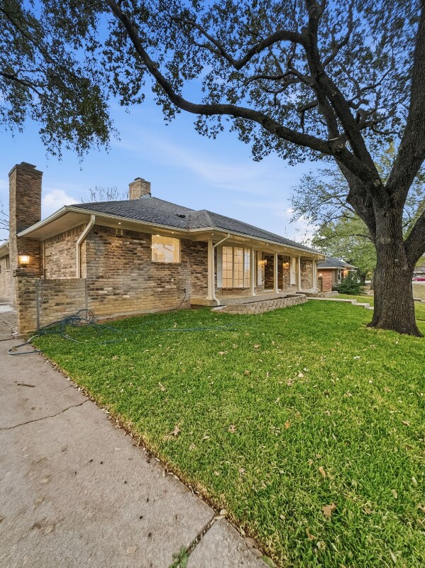 Photo - 2409 Castle St (Irving, TX)