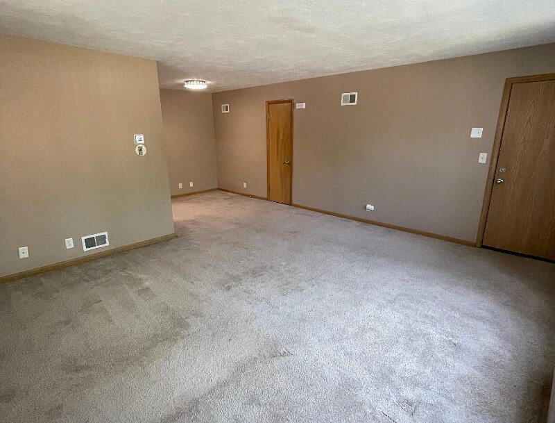 1410 S 20th St Unit 9, Lincoln, NE 68502 Apartment for Rent in Lincoln, NE