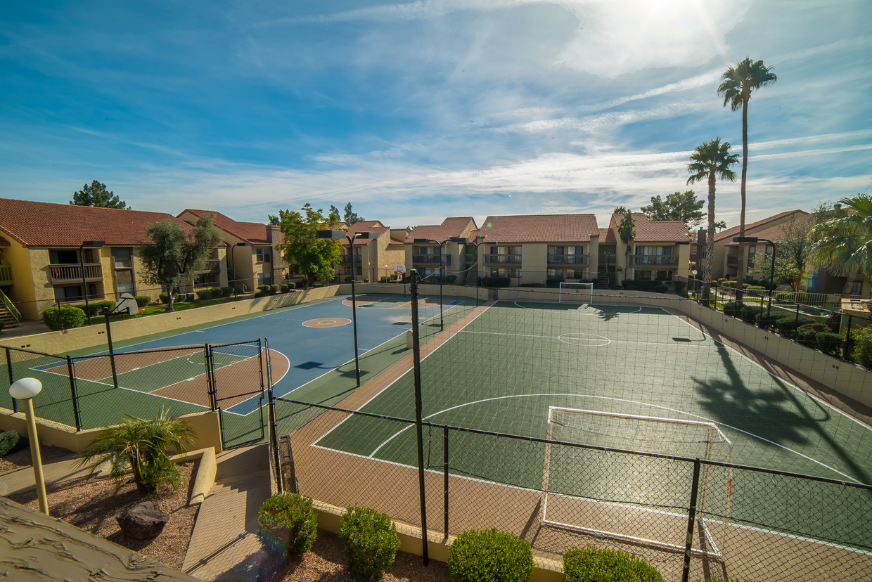 Divertidas comodidades al aire libre - Talise Apartments