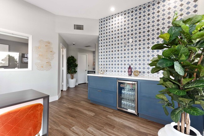 Building Photo - Paseo 51