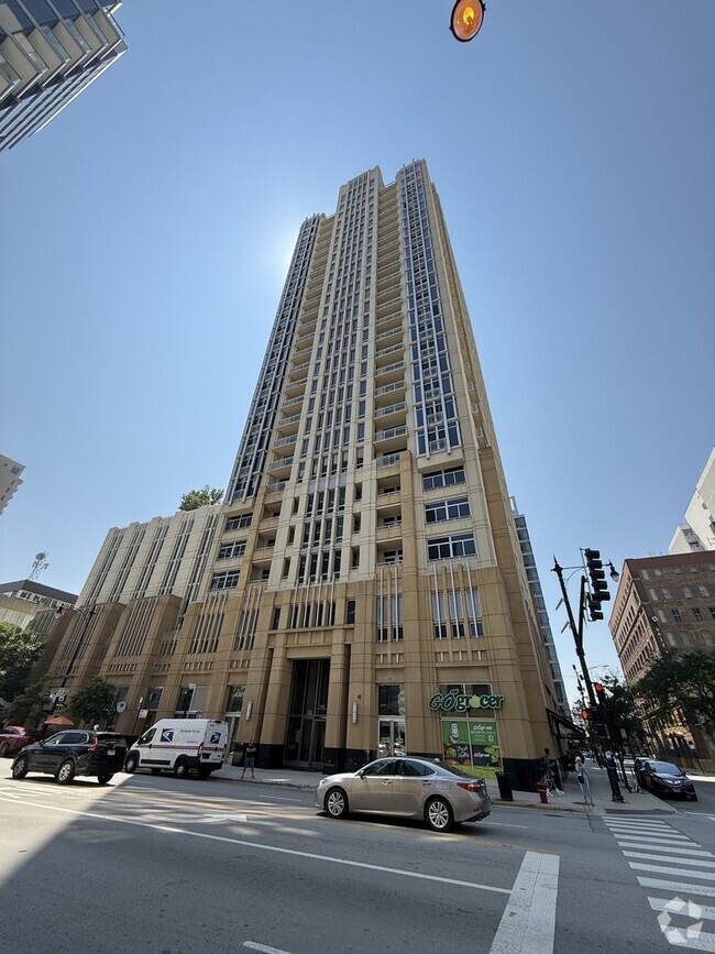 Building Photo - 1400 S Michigan Ave