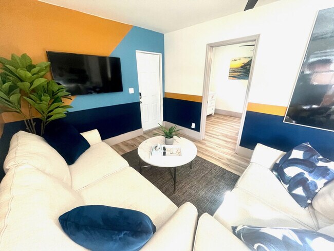 Foto del edificio - 834 NE 14th Ave