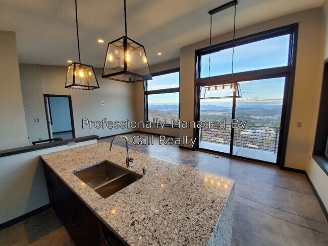 Building Photo - 9709 E Grouse Mountain Ln