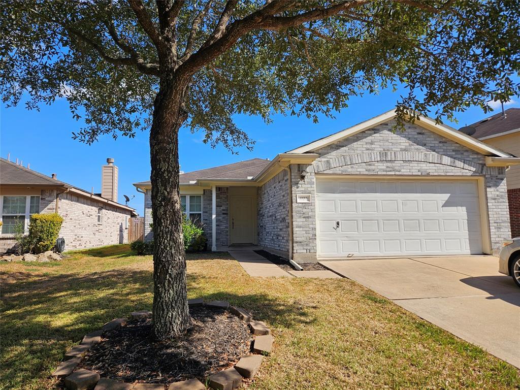Primary Photo - 2115 Summit Meadow Dr