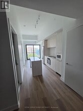Building Photo - 3009-3009 Novar Rd