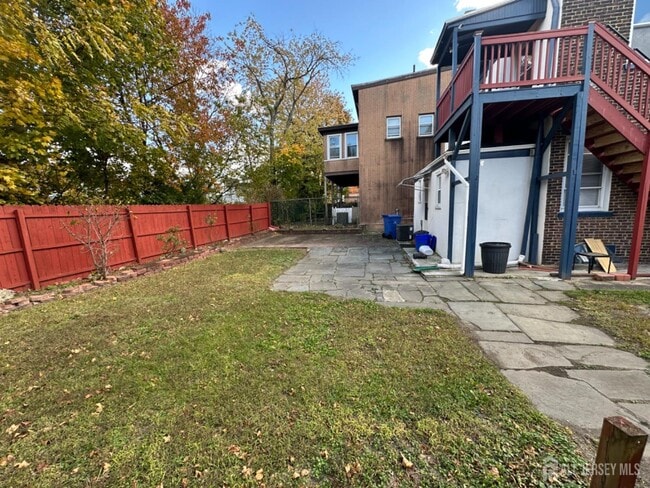 Foto del edificio - 151 N Broadway