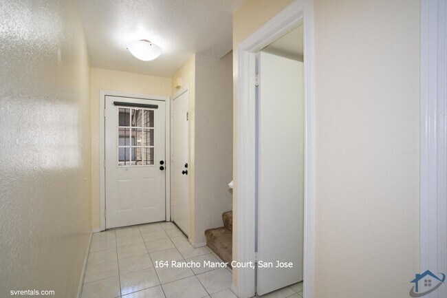 Building Photo - 164 Rancho Manor Ct