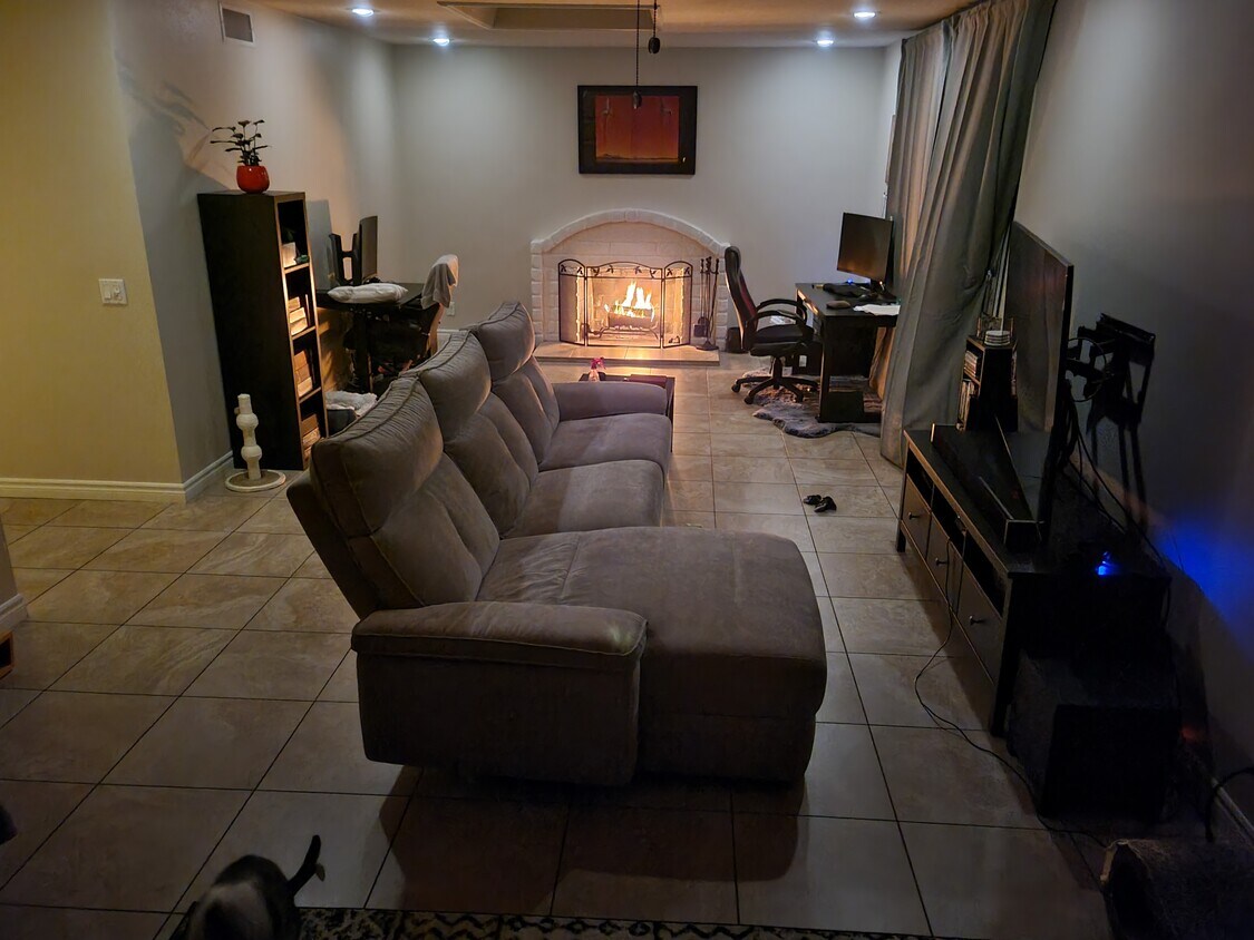 Foto principal - 575 Pierpont Dr