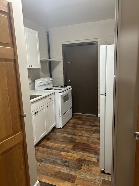 Building Photo - 6038 OH-14
