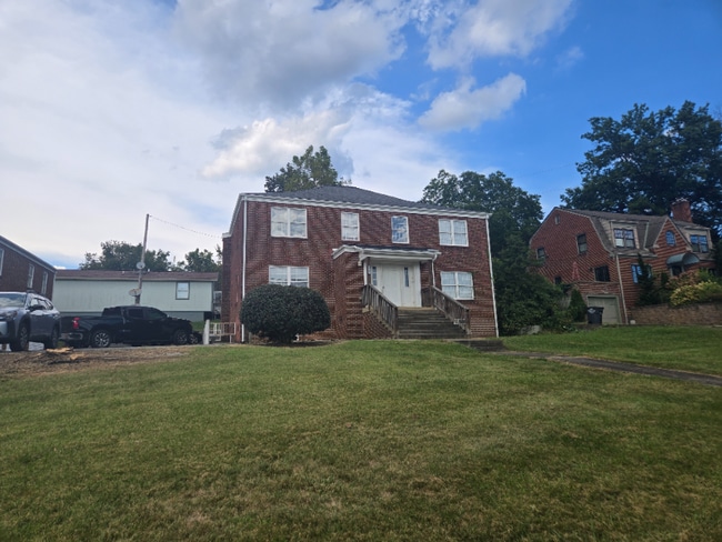Building Photo - 1030 Watauga St