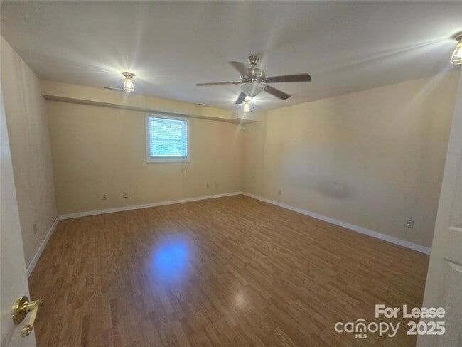 Building Photo - 105 A Kluttz St