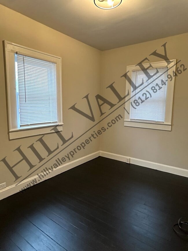 Building Photo - Cozy Two Bedroom in Northside Location