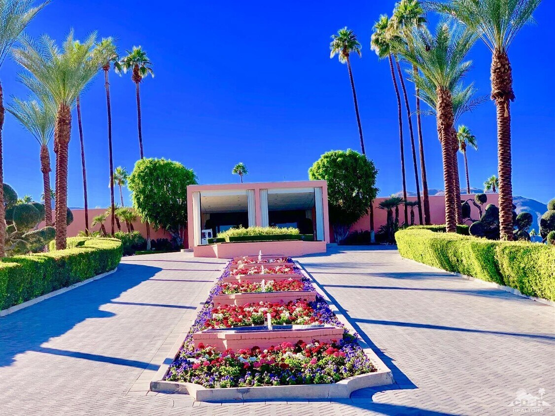 Primary Photo - 47306 Abdel Cir