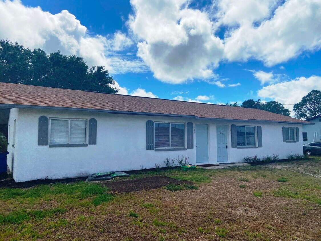 115 Gordon Ave S Unit 115, Lehigh Acres, FL 33973 Apartments in
