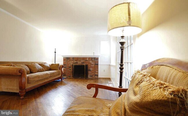Building Photo - 10729 Rippon Lodge Dr