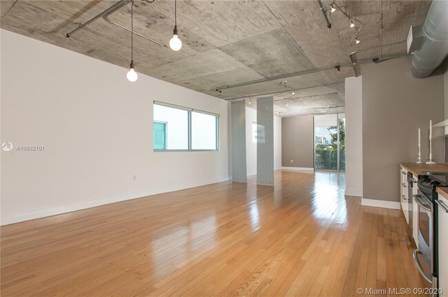 Building Photo - 1700 Meridian Ave