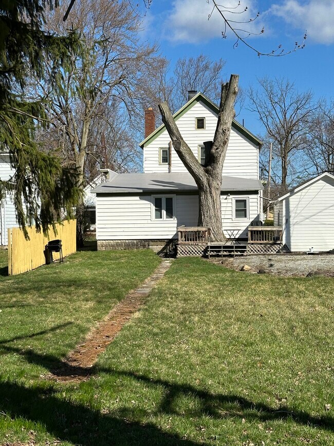 Foto del edificio - 415 E Lima St