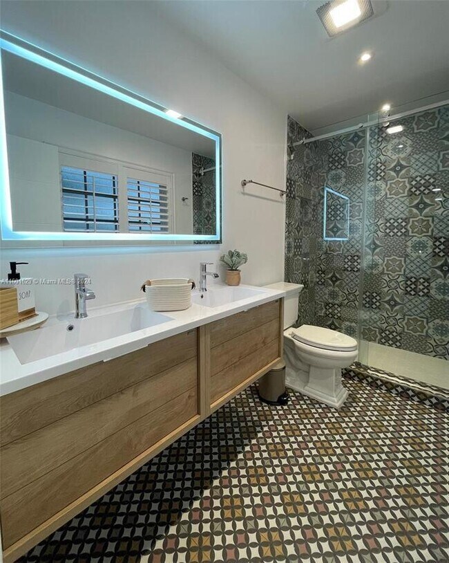 Foto del edificio - 2719 SE 11th St