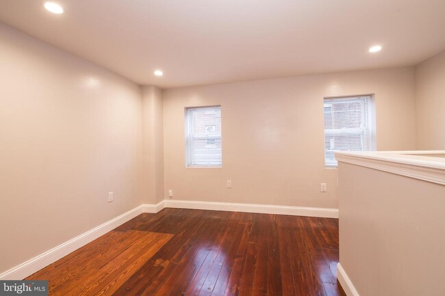 Foto del edificio - 980 N Lawrence St