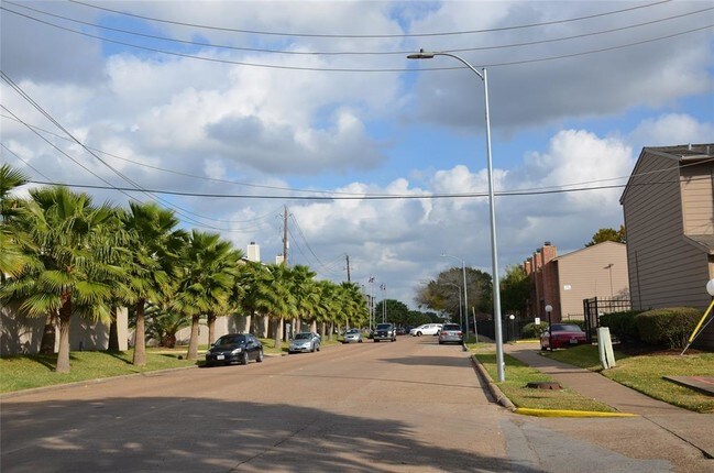 Foto del edificio - 10501 South Dr
