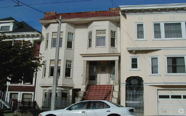 Building Photo - 4730-4734 California St