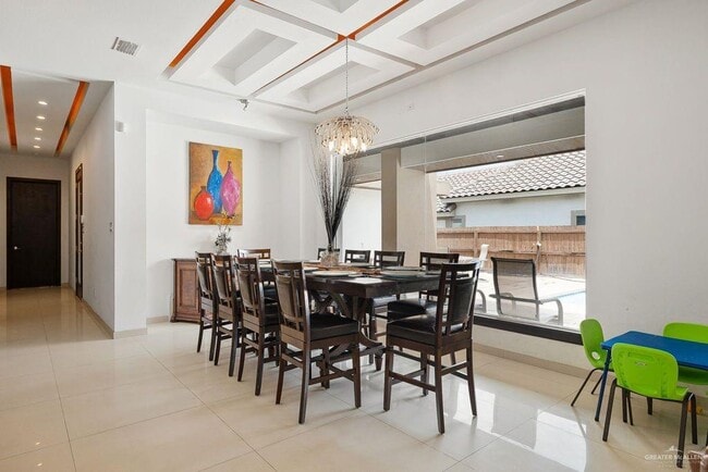 Building Photo - 4521 Quince Ave