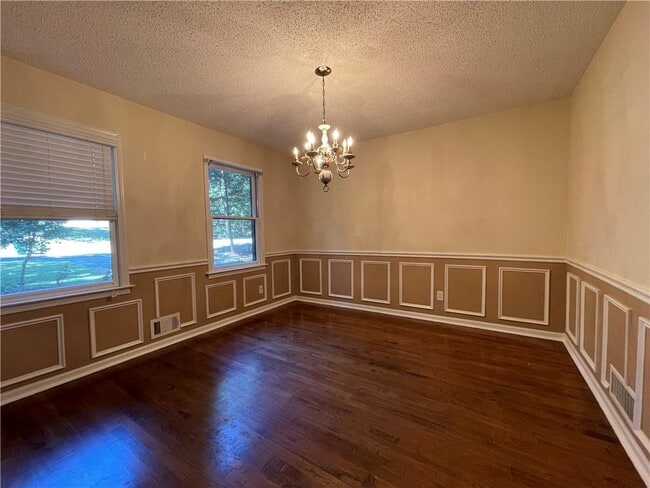 Building Photo - 3943 Everett Ct