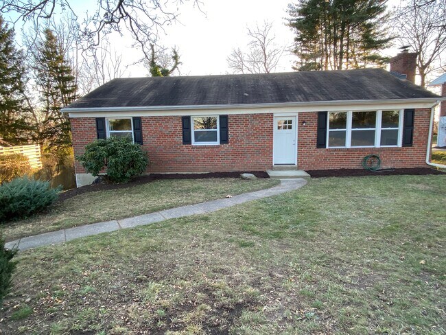 Building Photo - 631 West Valley Forge Road