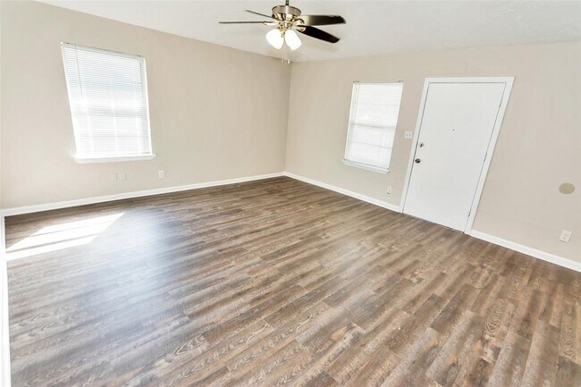 Building Photo - 12213 Palmfree St