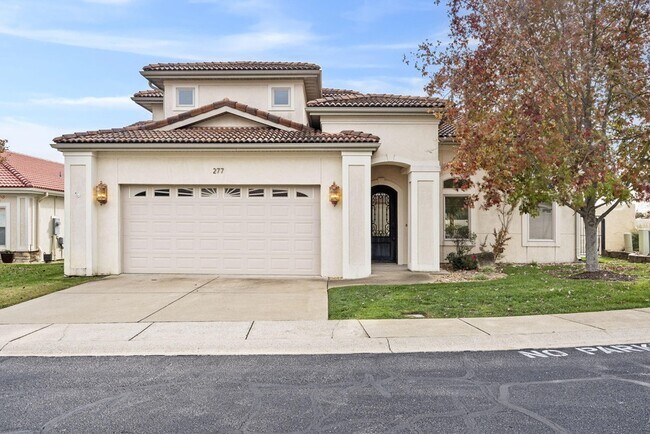 Foto del edificio - 277 Siena Blvd